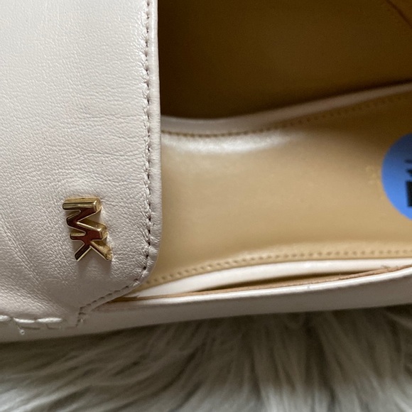 Michael Michael Kors NWT
Michael Michael Kors Loafers - Picture 4 of 5